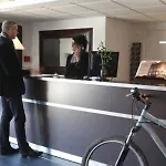 Adonis Hotel