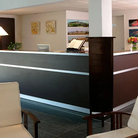 Otel Adonis