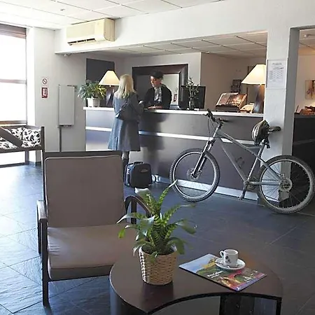 Adonis 3* Carcassonne