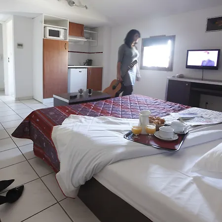 Hotel Adonis 3*