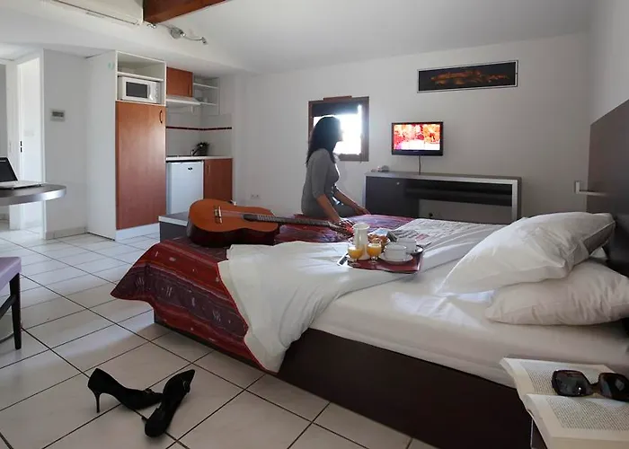 Hotel Adonis Carcassonne