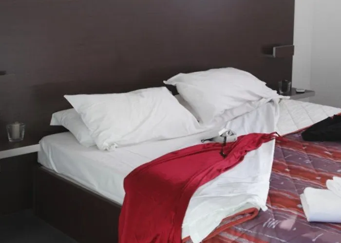 Adonis 3* Carcassonne